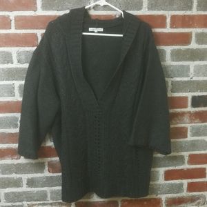 4 for 20$⭐⭐⭐ //15$ V-neck sweater with hoodie
